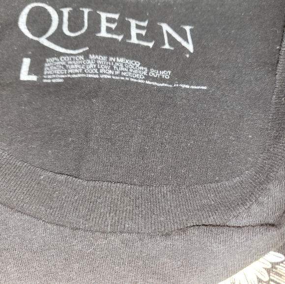 Queen Concert shirt - Picture 2 of 2